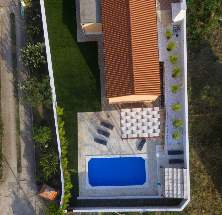 Villa Village Idylle With Heated Pool, Sauna, Jacuzzy And Private Parking Sukošan Extérieur photo